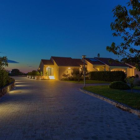Holiday Home Elegant Vrh (Krk) Exterior foto