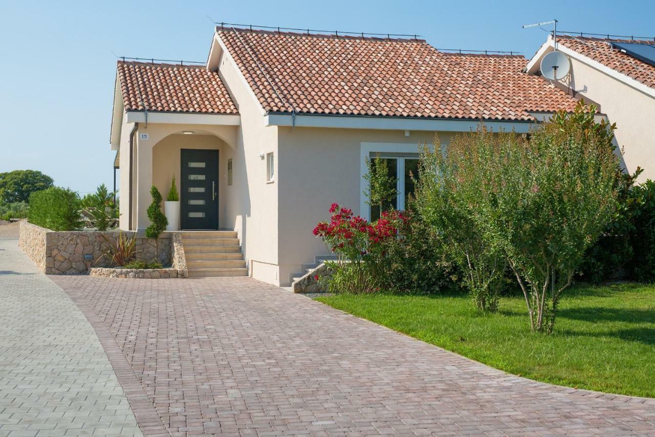 Holiday Home Elegant Vrh (Krk) Exterior foto