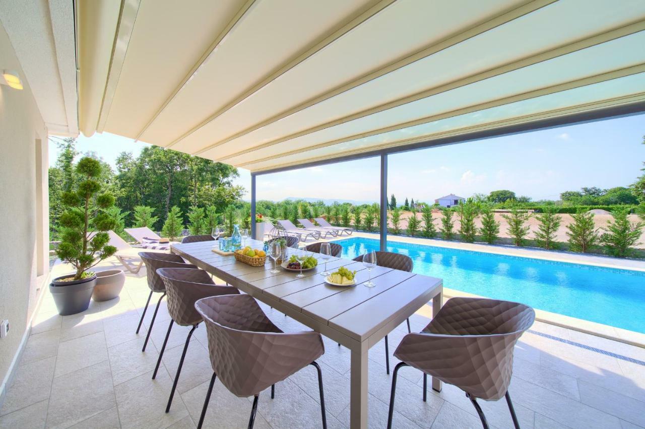 Holiday Home Elegant Vrh (Krk) Exterior foto
