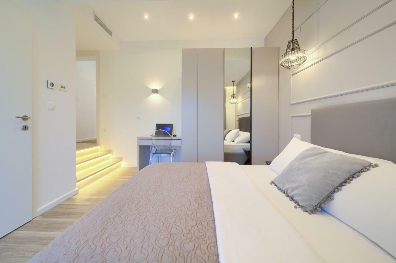 Holiday Home Elegant Vrh (Krk) Exterior foto