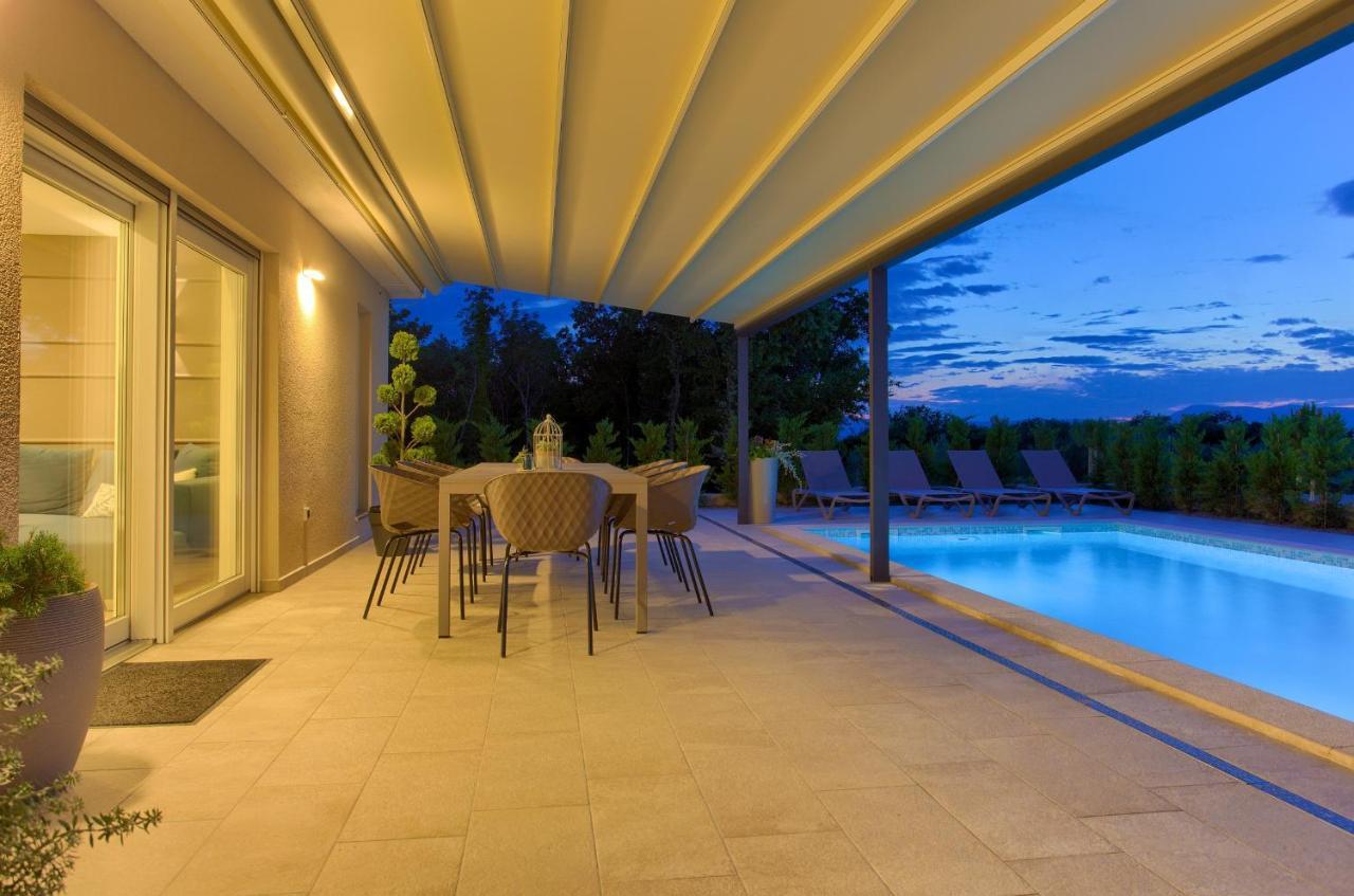 Holiday Home Elegant Vrh (Krk) Exterior foto